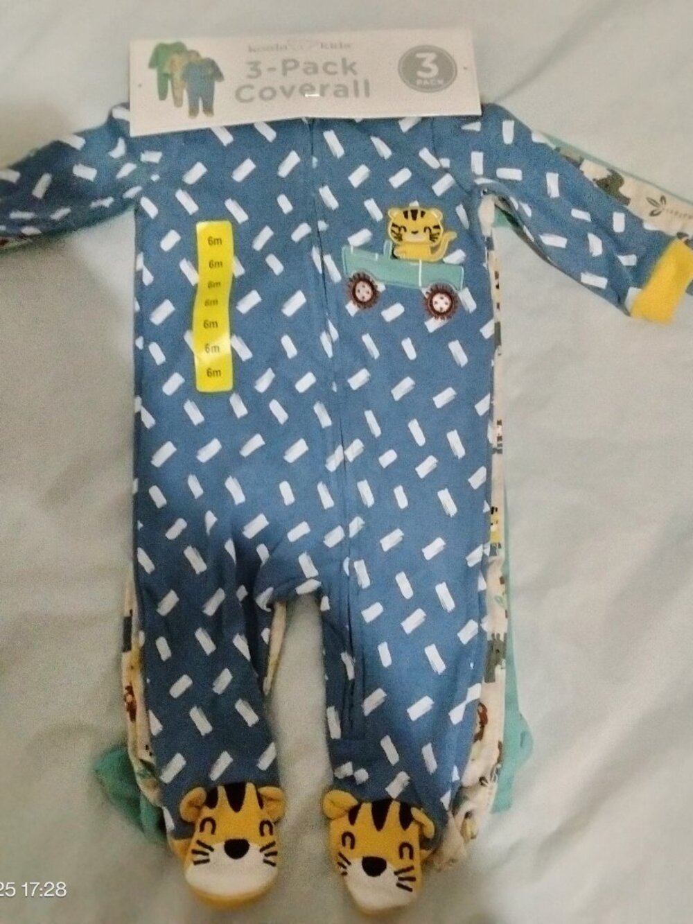 Koala Kids Baby Boy 3 Pack Footed Coverall Sleepers Size 6 Months Lion Tiger
